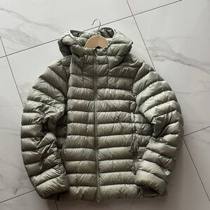 Aritzia Puffer Jacket